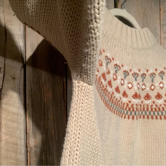 Vintage Knit Mock Neck Sweater - Picture 4 of 12